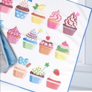 New, never used. Norwex window cloth limited edition cupcake print.